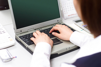 【学校事務職員】2026年度4月 神戸市内の私立高等学校での勤務