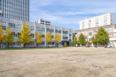 【京都市内の私立学校】夏休み明け勤務開始!国語科14コマ!欠員補助!